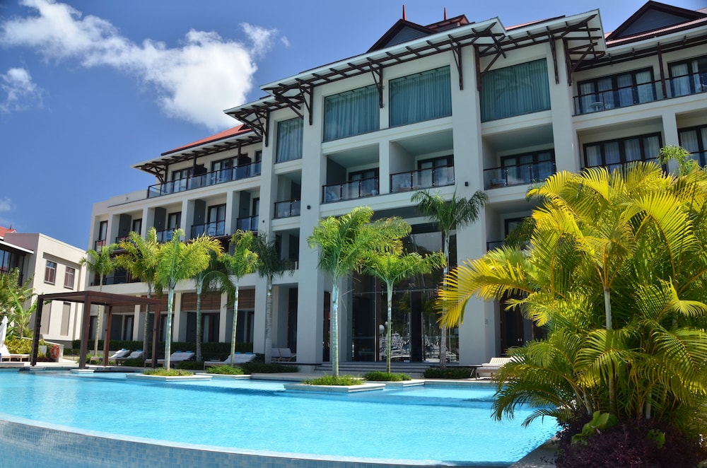 Eden Bleu Hotel 47/48