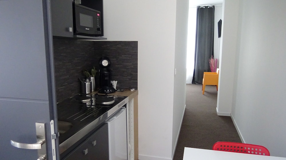 Nationale Apparthotel 43/71