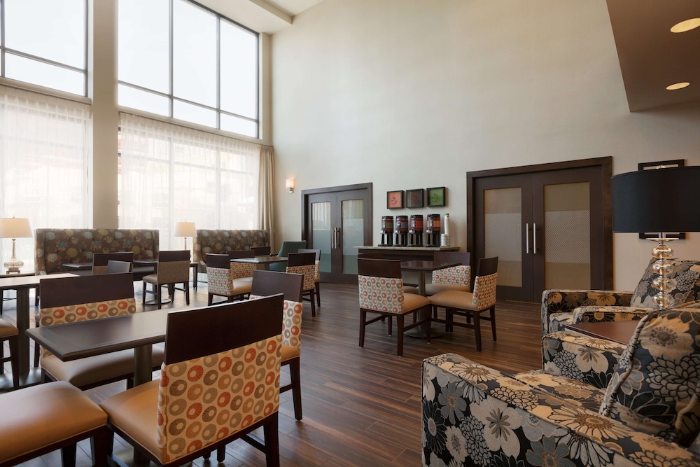 Hampton Inn & Suites Portland/Hillsboro-Evergreen Park 36/46