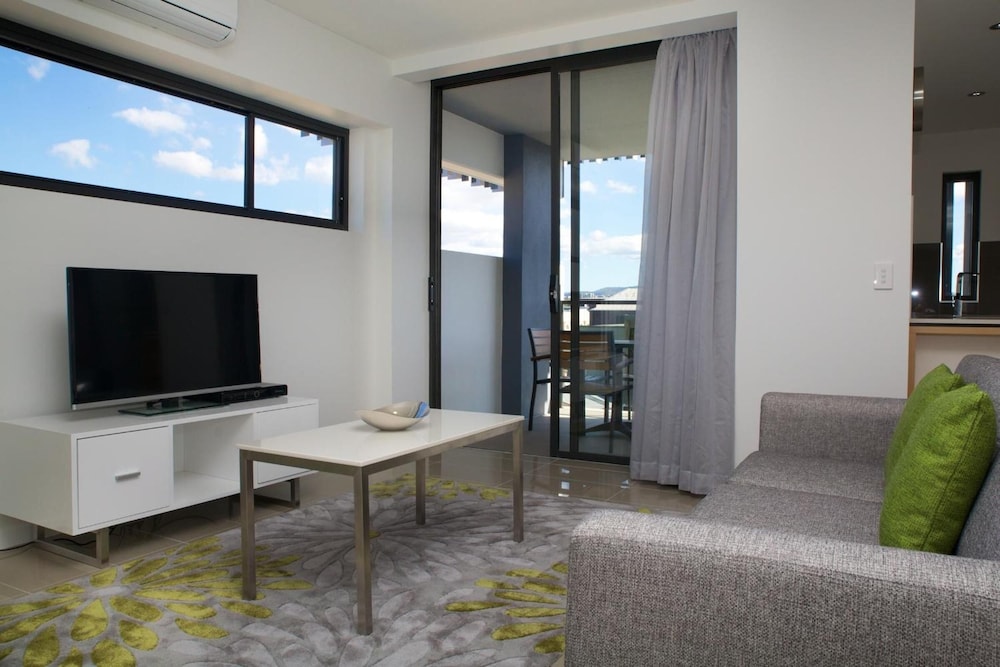 Atrio Apartments 40/69