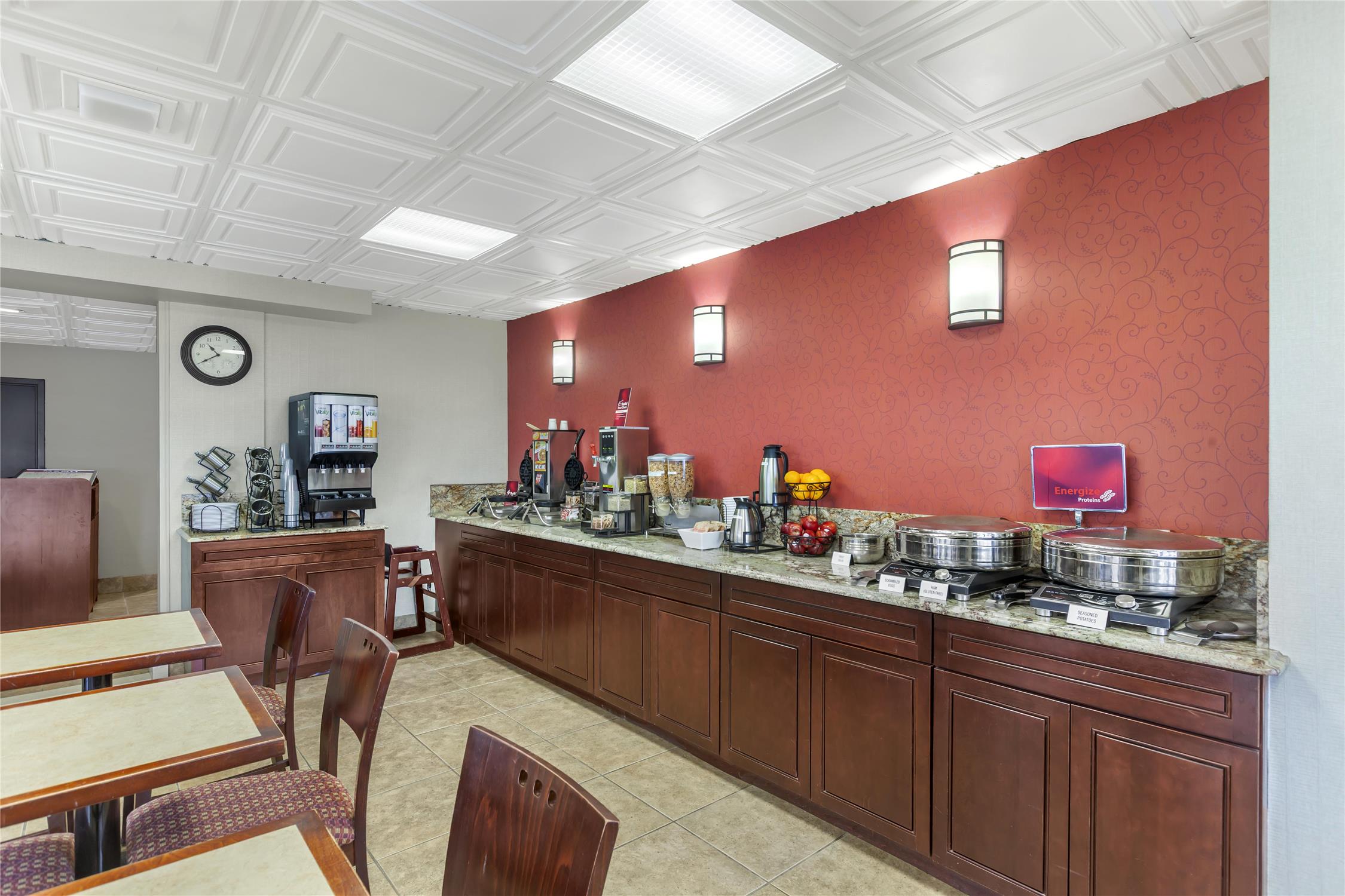 Best Western Plus Rose City Suites 20/35