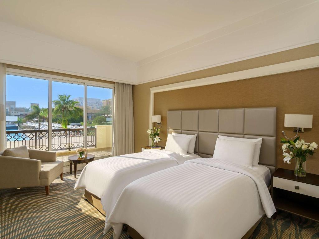 2 Bedrooms, Family Suite, Pool or Sea View