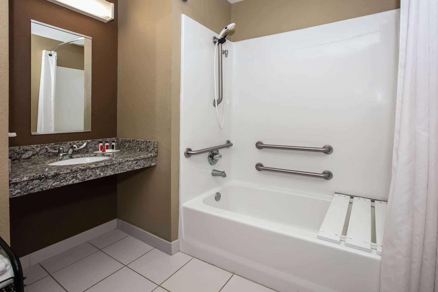 Microtel Inn And Suites By Wyndham Pecos 35/35