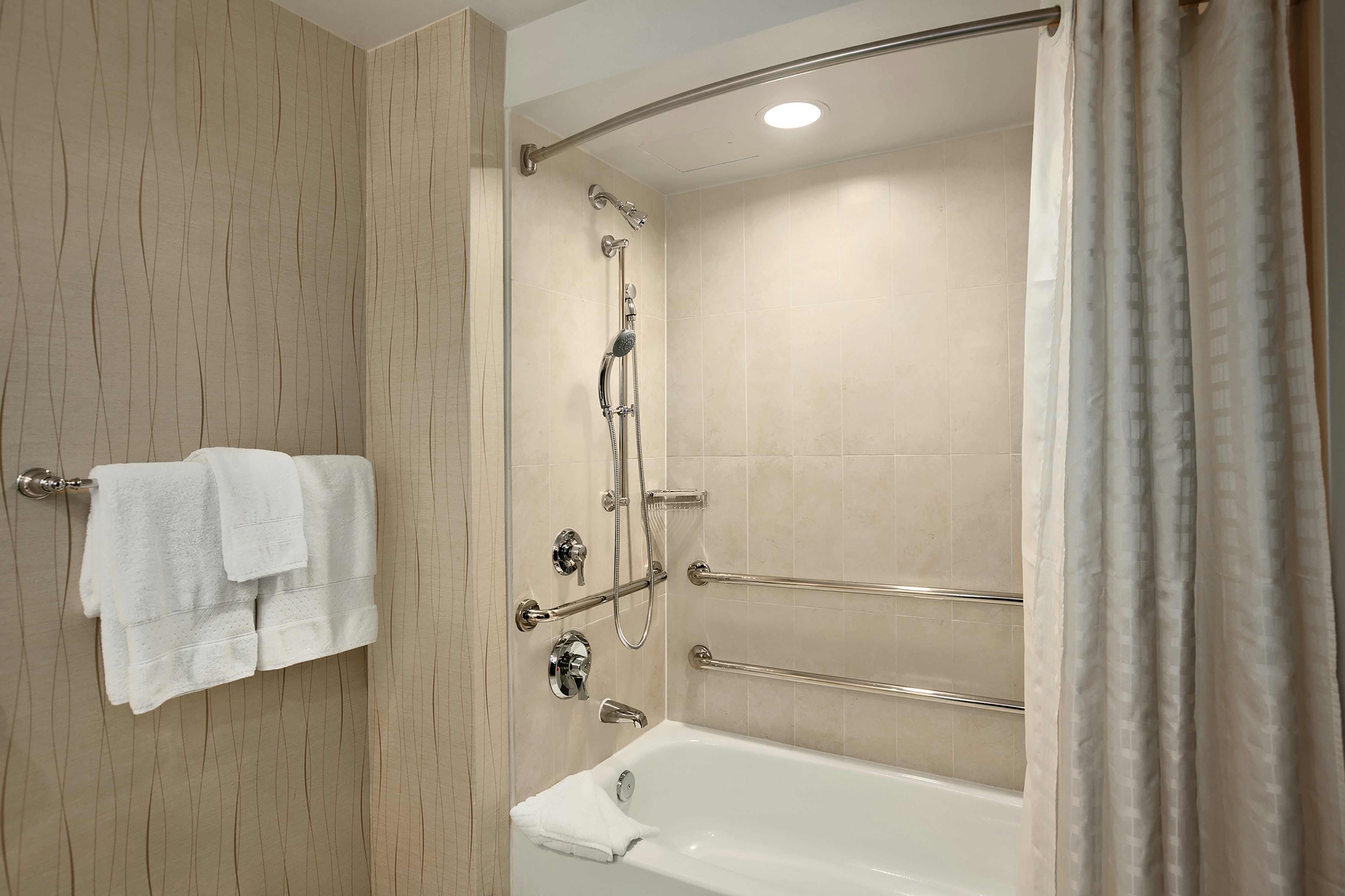 Hilton Rosemont Chicago O Hare 28/29