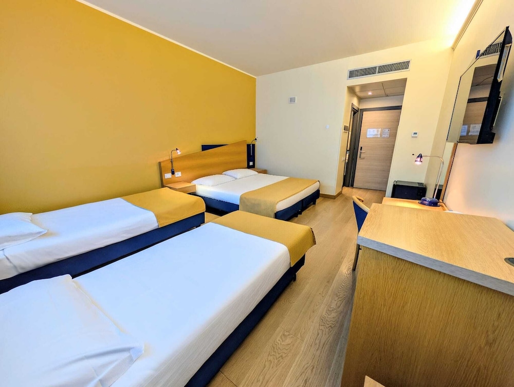 Hotel Express Aosta East 11/49