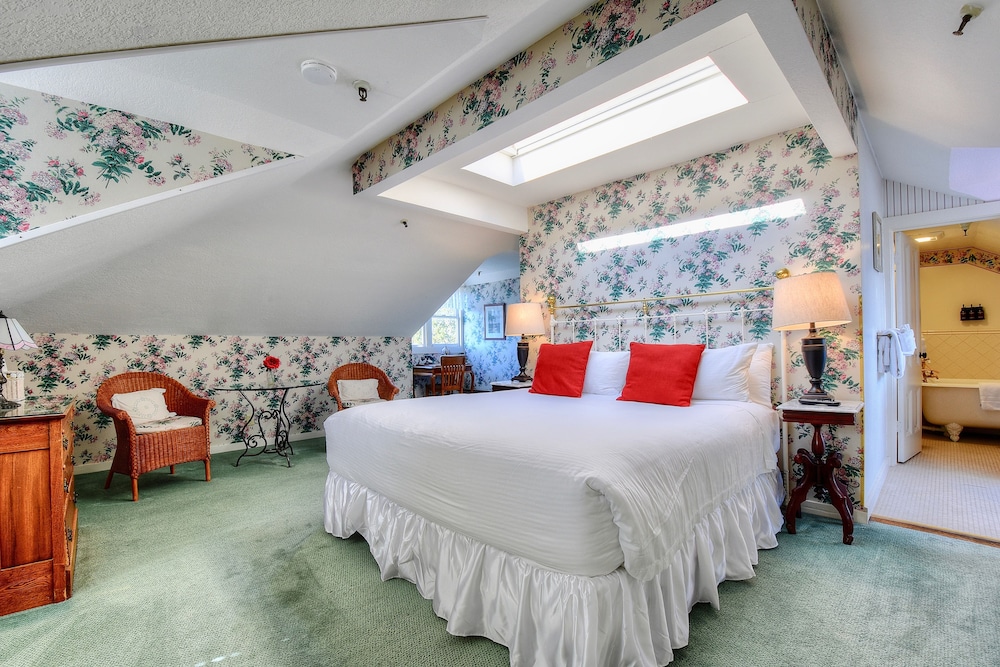 Centrella Inn 23/67