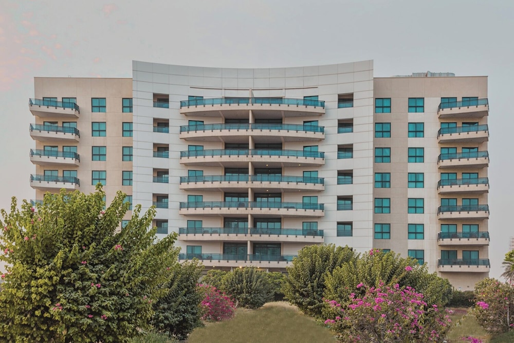 Park Apartments Dubai, An Edge by Rotana Hotel