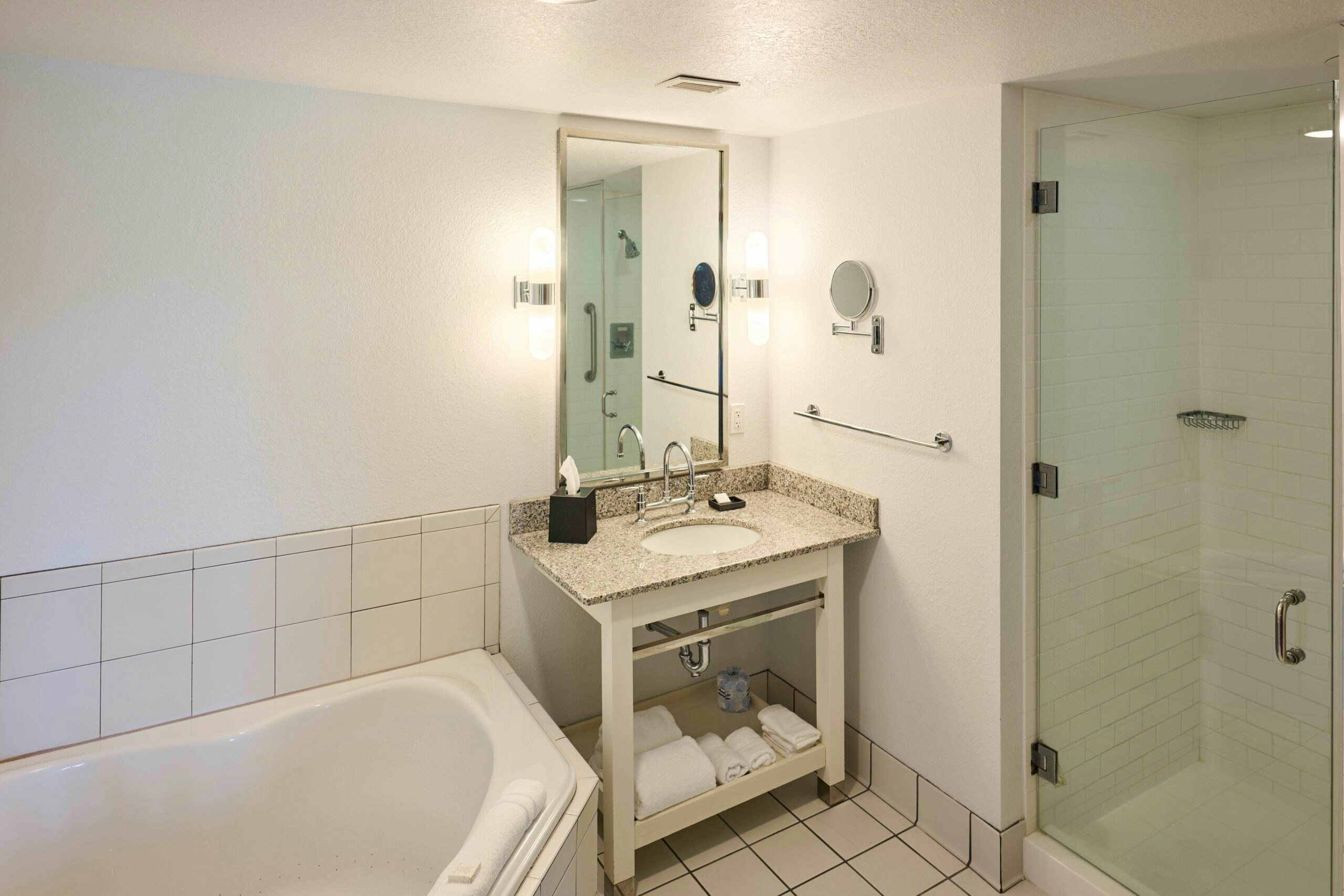 Chateau Elan Hotel and Conference Center 45/46
