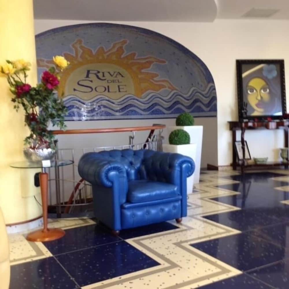 Hotel Riva del Sole 6/50