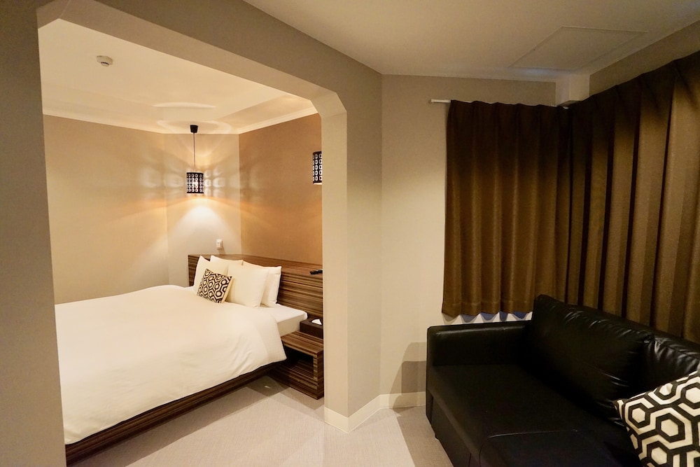 Hotel 88 Shinsaibashi 35/74