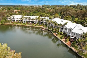 PORTSIDE NOOSA WATERS 22/31