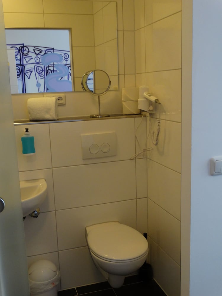 Hotel Stay 46/50