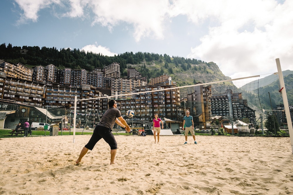 Club Belambra Avoriaz Les Cimes du soleil - Winter & Summer 64/76
