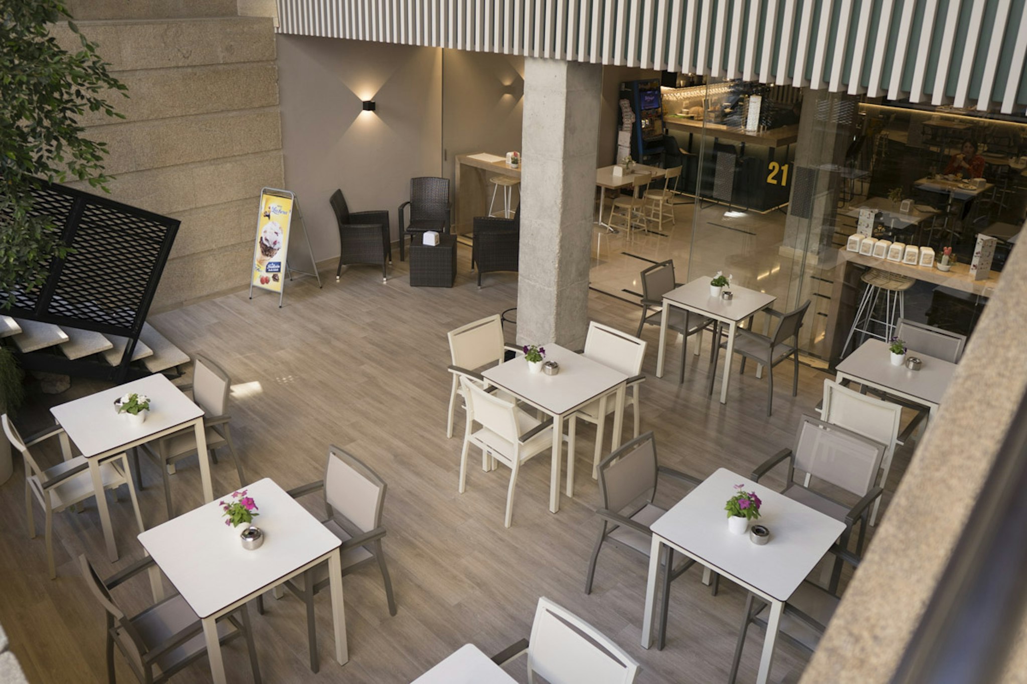Hotel Sercotel Tres Luces 42/62
