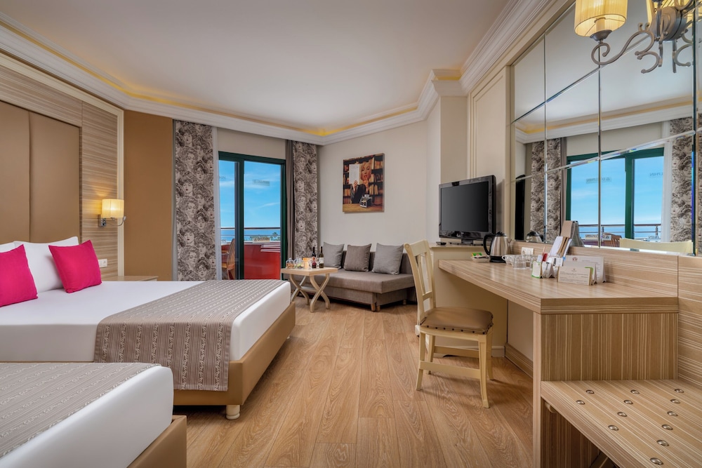 Delphin Deluxe Resort 14/50