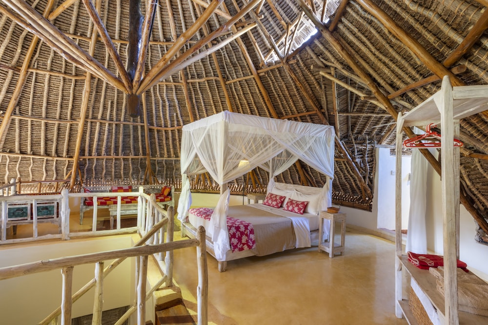 AESTUS VILLAS RESORT 7/50