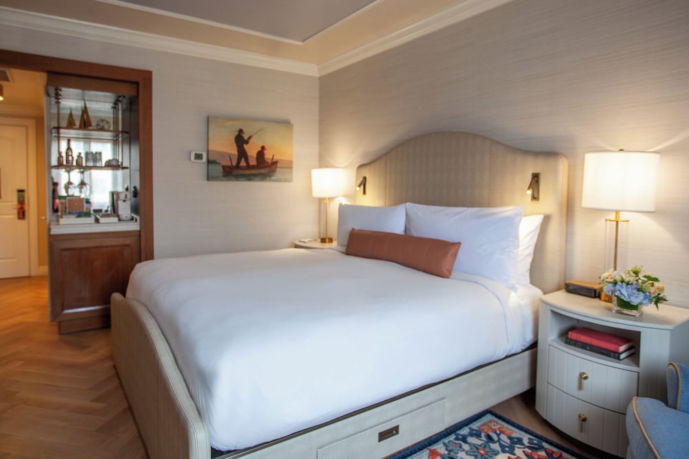 Deluxe, King Bed, Town View, City View, Accessible، Delamar Greenwich Harbor 2/7