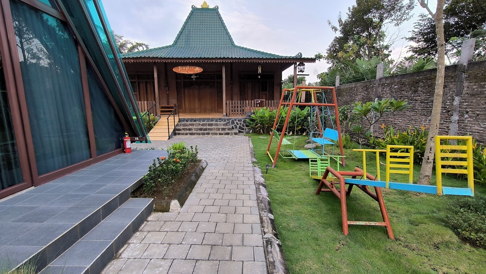 Harmony Homestay Magelang 40/50