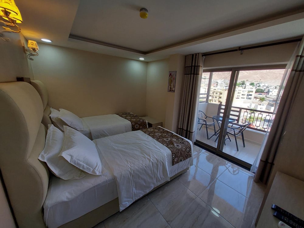 Jordan Seasons Hotel 15/50