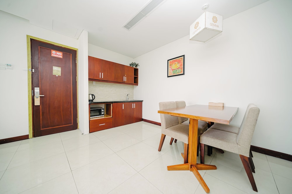 Gemma Hotel 48/63