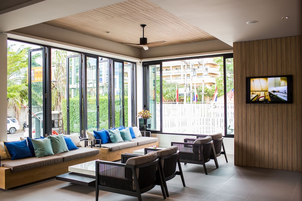 Fifth Jomtien Pattaya 60/83