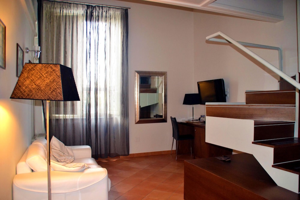 Relais Villa Buonanno 35/44