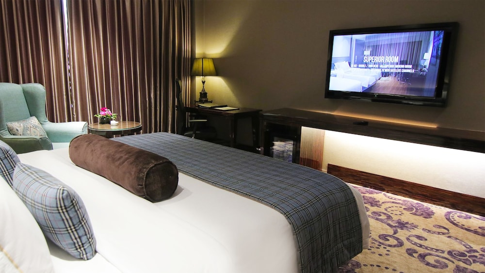 The Arista Hotel 27/74