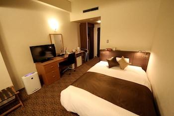 Superior, Double Bed, City View, East Wing