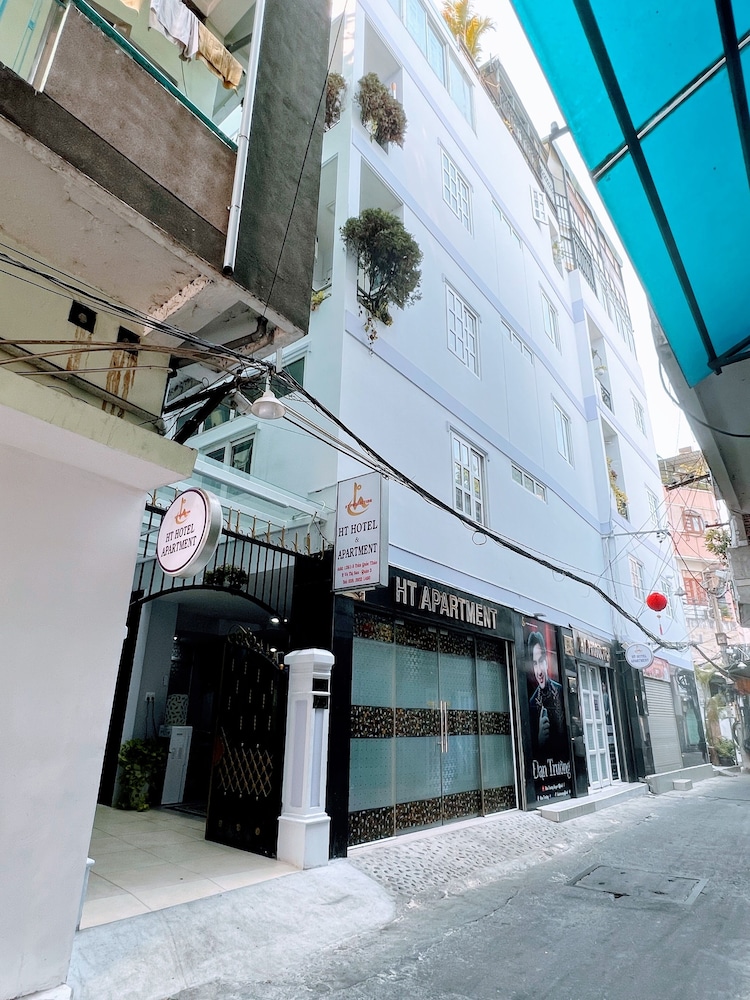 Ht Apartment 56/64