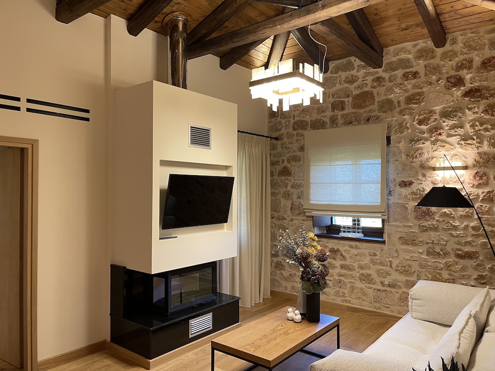 MYSTRAS GRAND PALACE RESORT & SPA 32/50