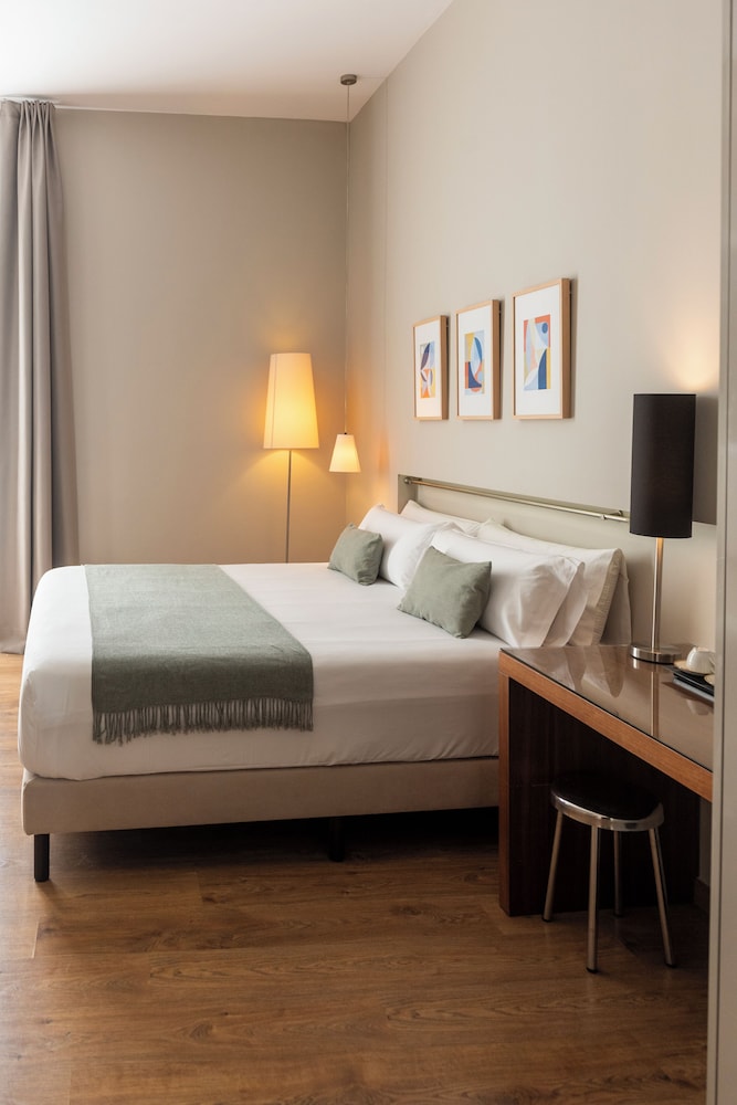 Vasanta Hotel Boutique 11/50