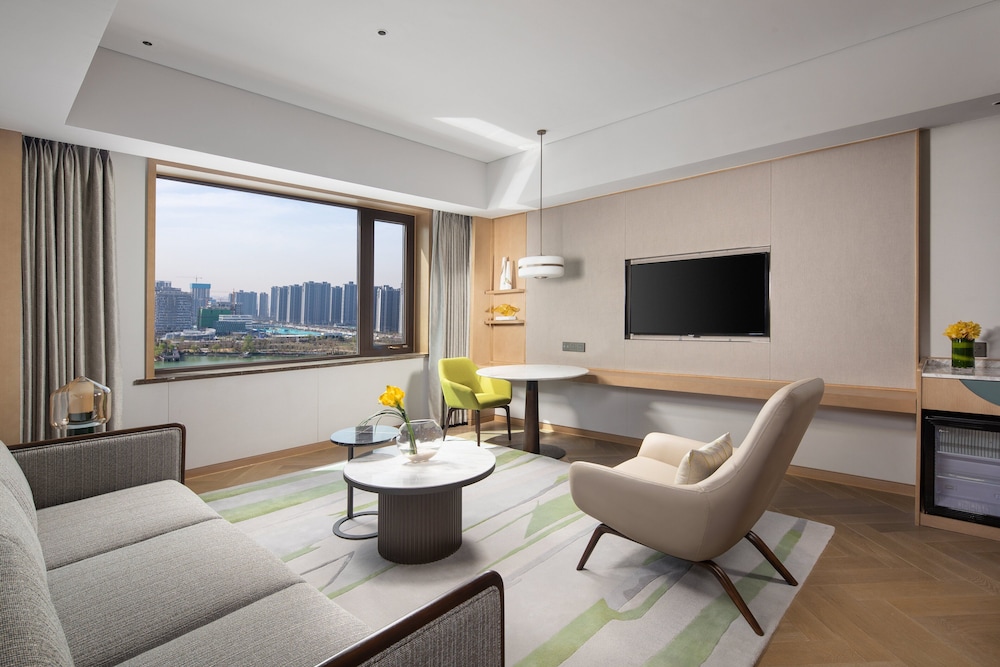 Holiday Inn Zhengzhou High-Tech Zone 39/74