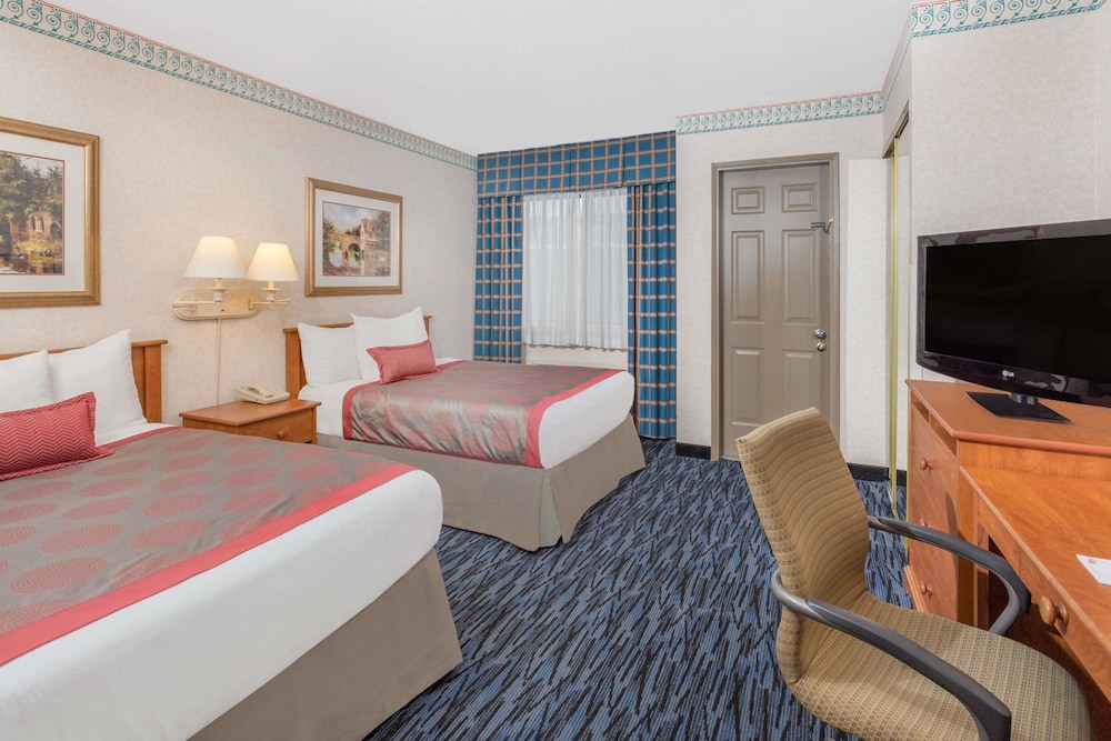 Ramada By Wyndham Kent Seattle Area 13/31