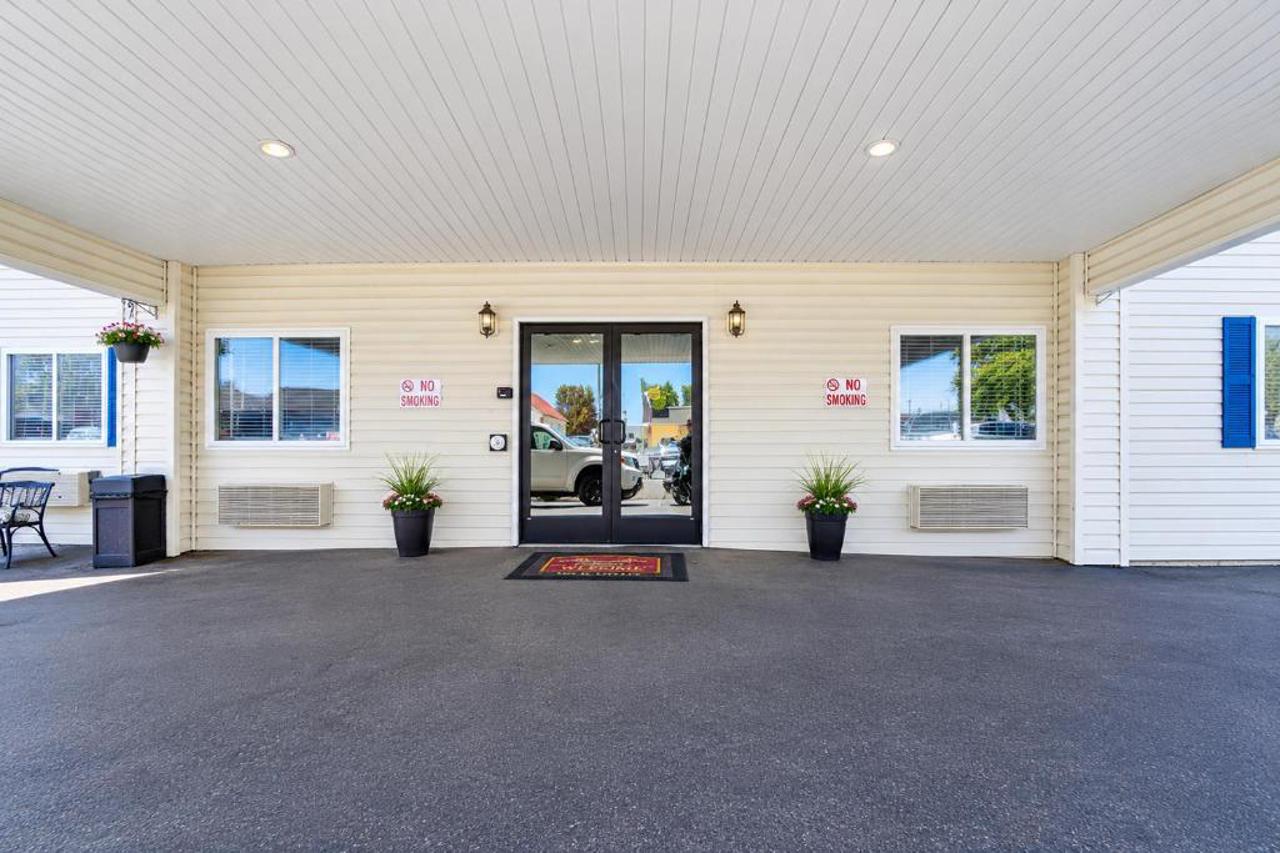 FairBridge Inn & Suites Williston, ND 25/33
