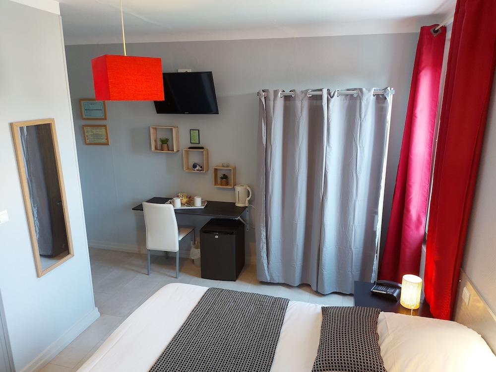 Hotel De La Paix 31/59