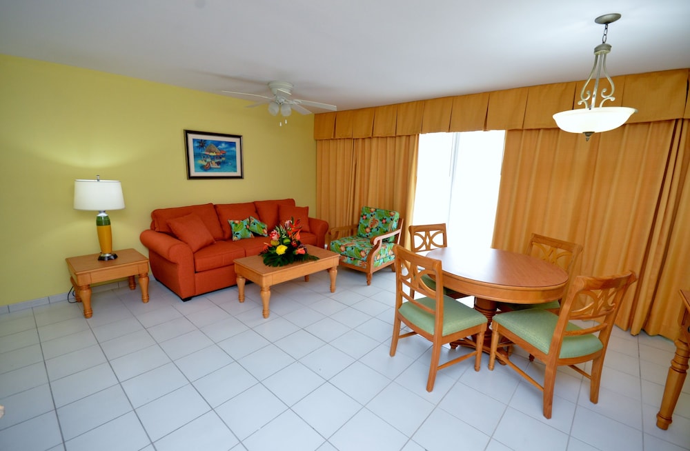 Atrium Beach Resort And Spa St Maarten A Ramada By Wyndham 35/64