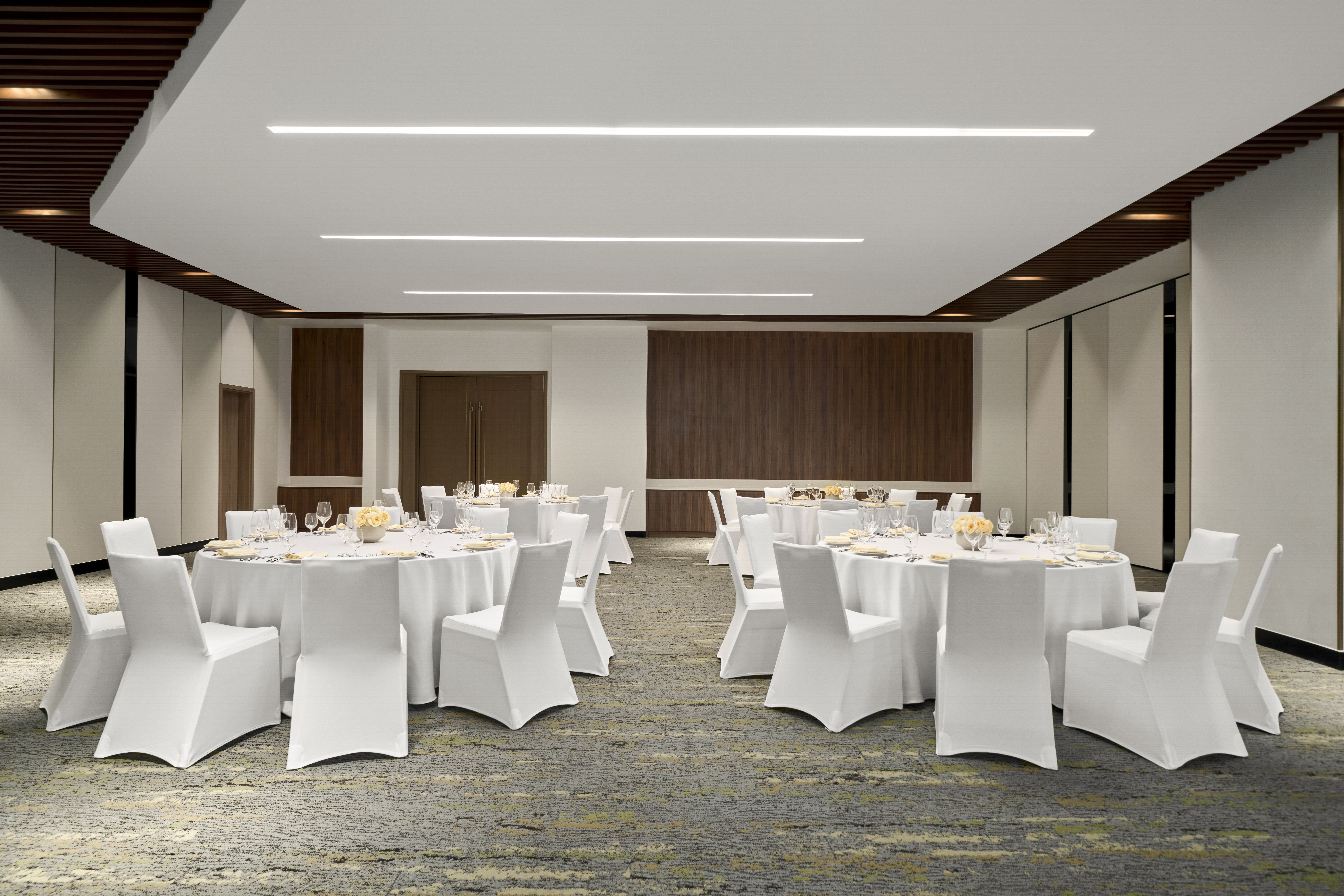 Voco Scenia Bay Nha Trang by IHG 37/50