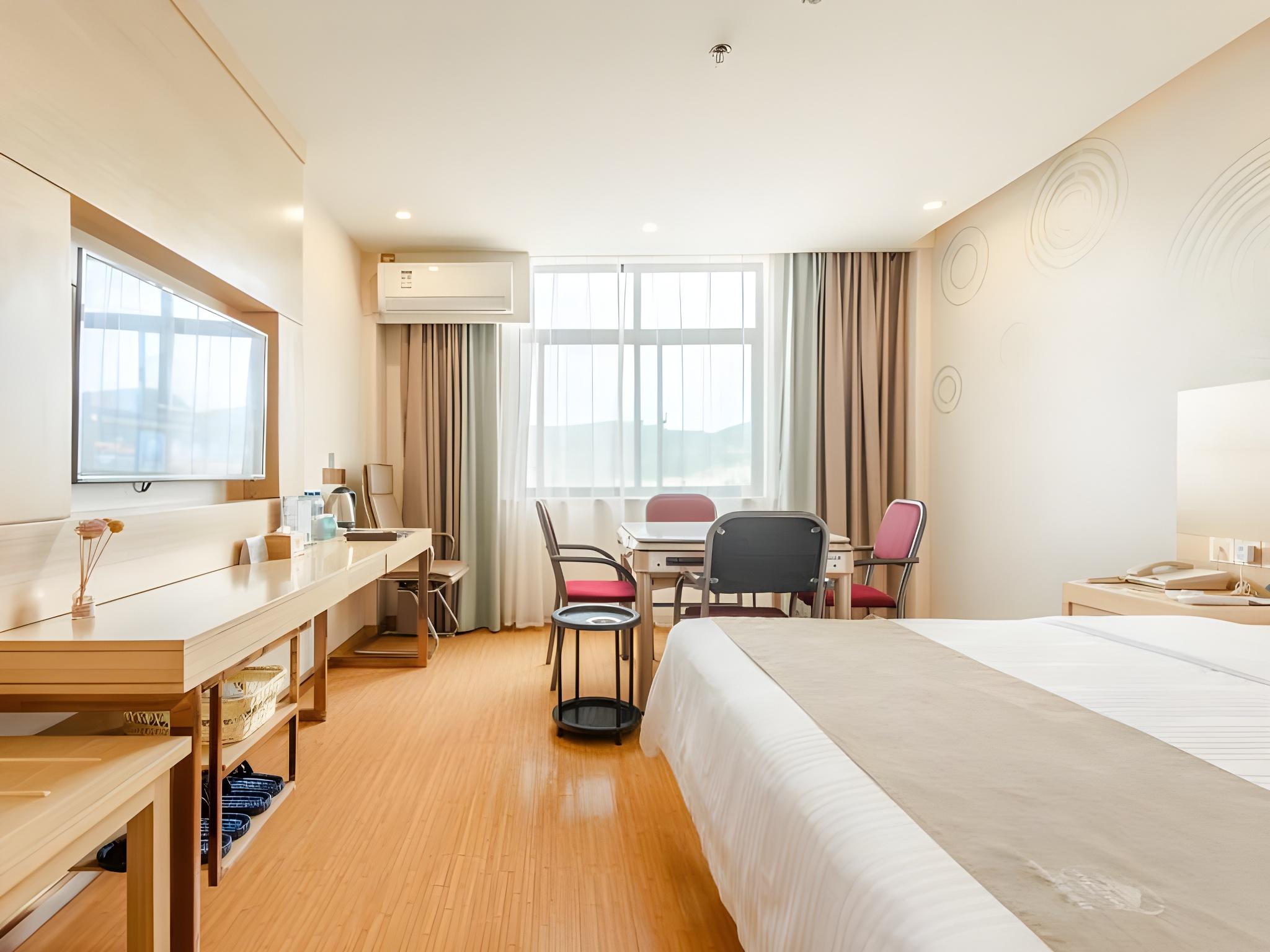 Room at GREENTREE INN LIUAN HUOSHAN COUNTY YINGJIA AVENUE HOTEL, LUAN