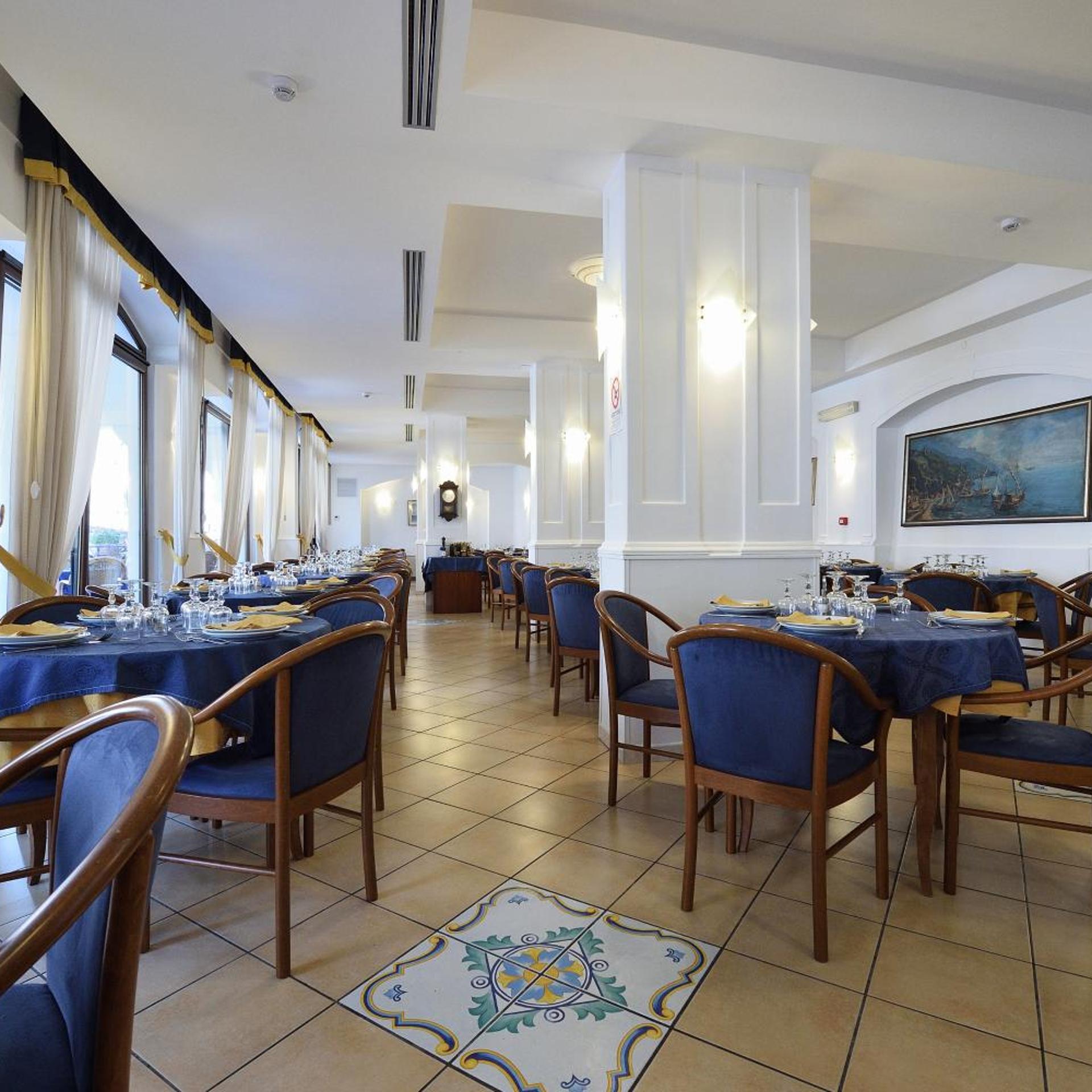 Hotel Settebello 37/50