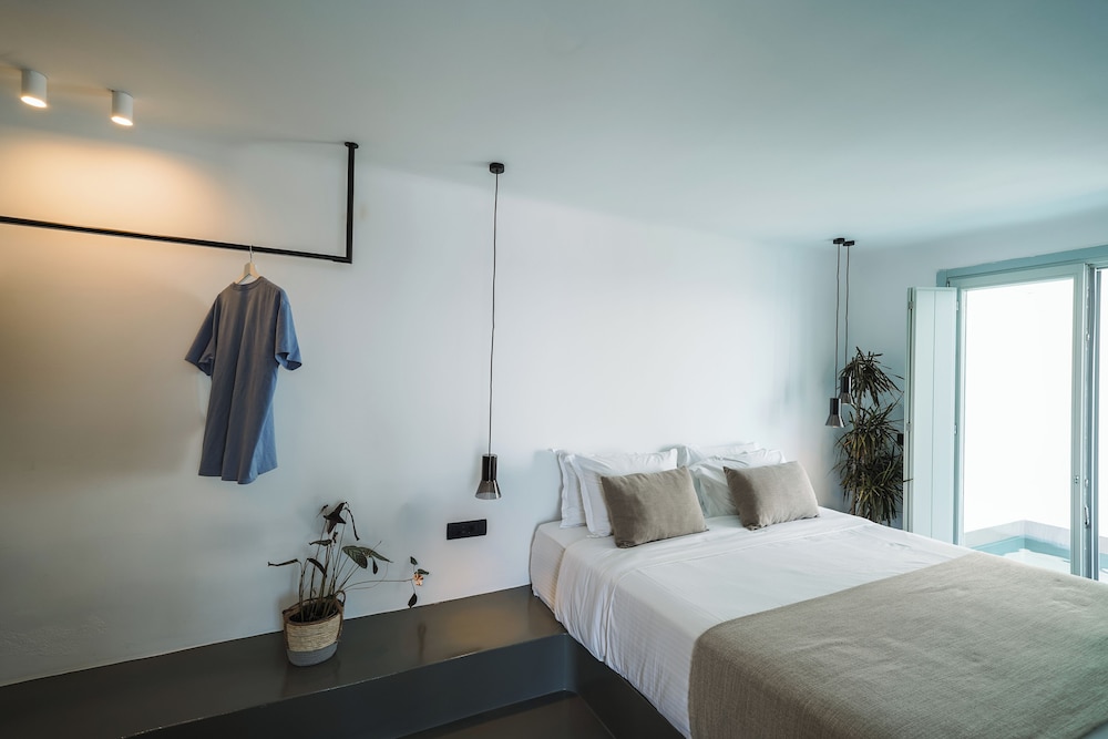 Santonero Hotel 10/50