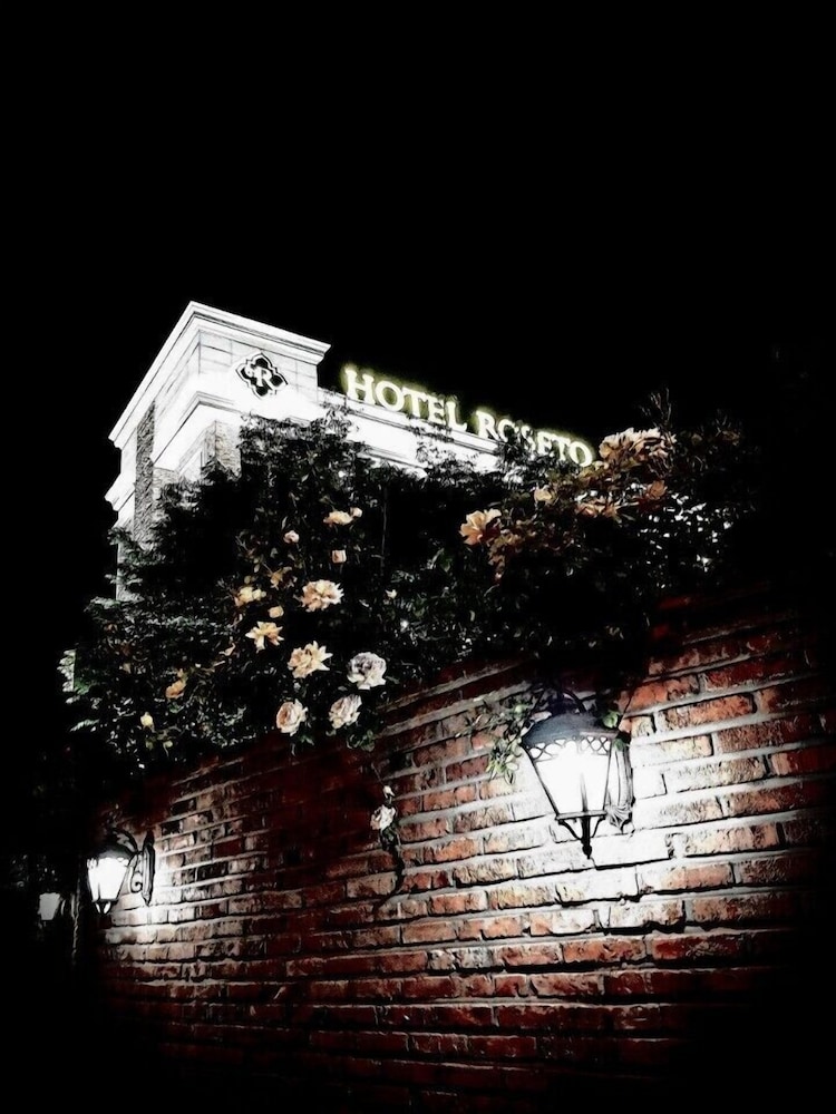 Hotel Roseto 3/50