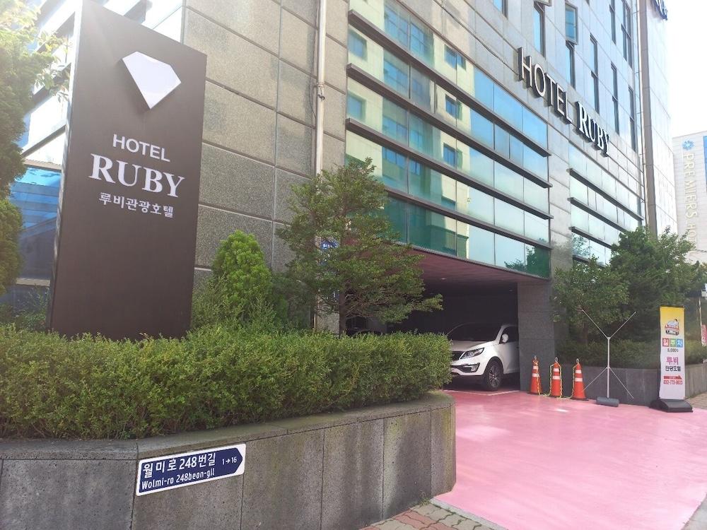 G Tourist Hotel 9/53