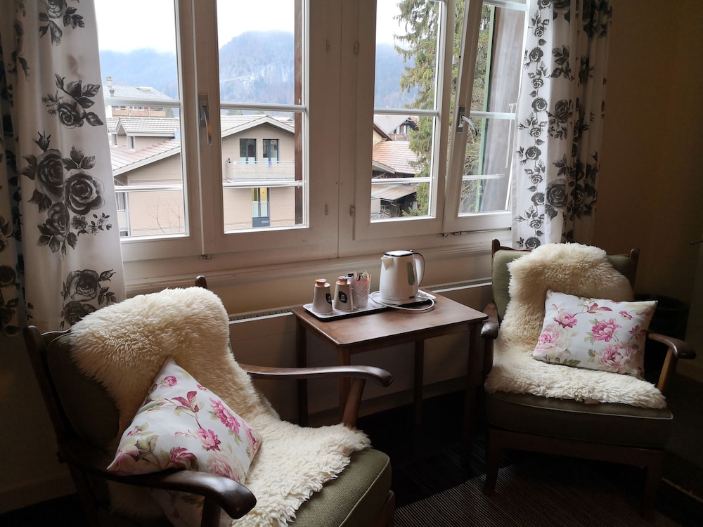 Alpenrose Hotel and Gardens 33/50