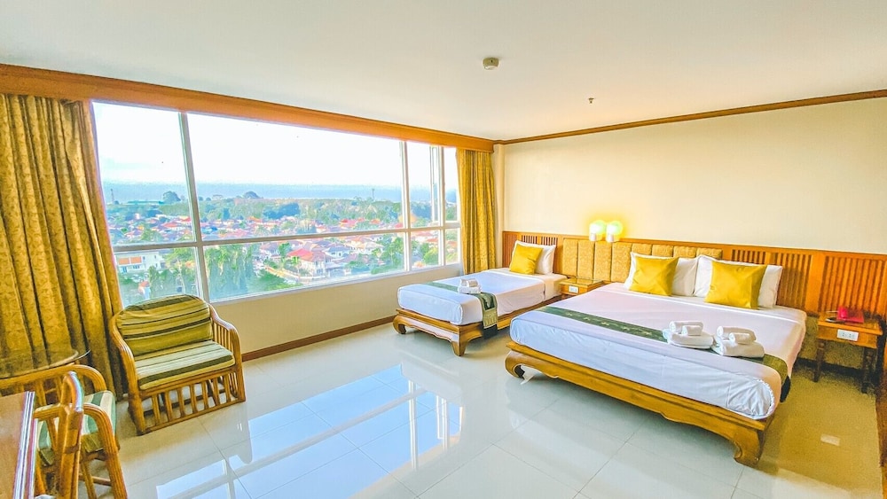 K Park Grand Hotel 36/76