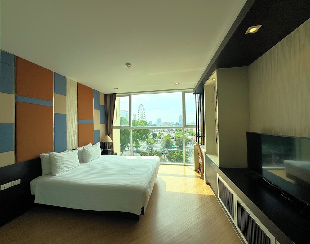 جناح جونيور بسرير كينج بإطلالة على النهر، The Sunreno Hotel Bangkok 10/10
