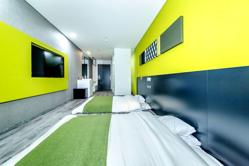 CO-OP CITY HOTEL SEONGSAN 26/71
