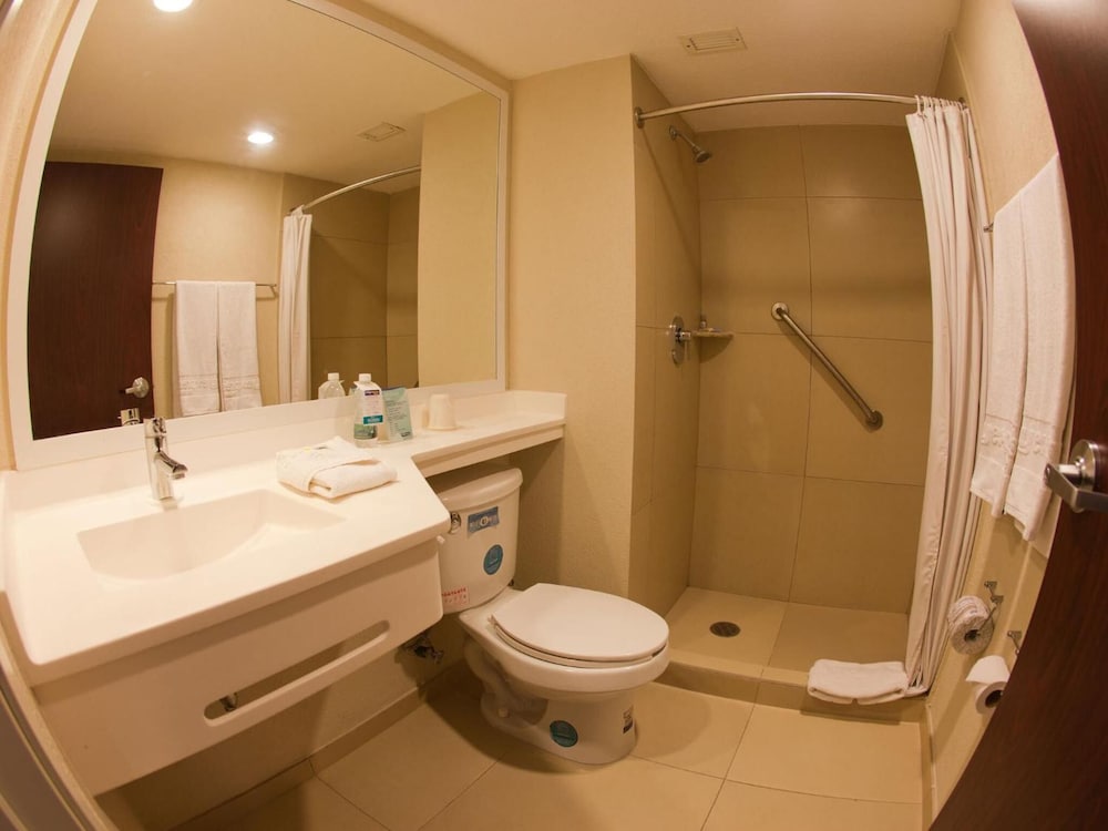 City Express by Marriott Ciudad Del Carmen 15/51