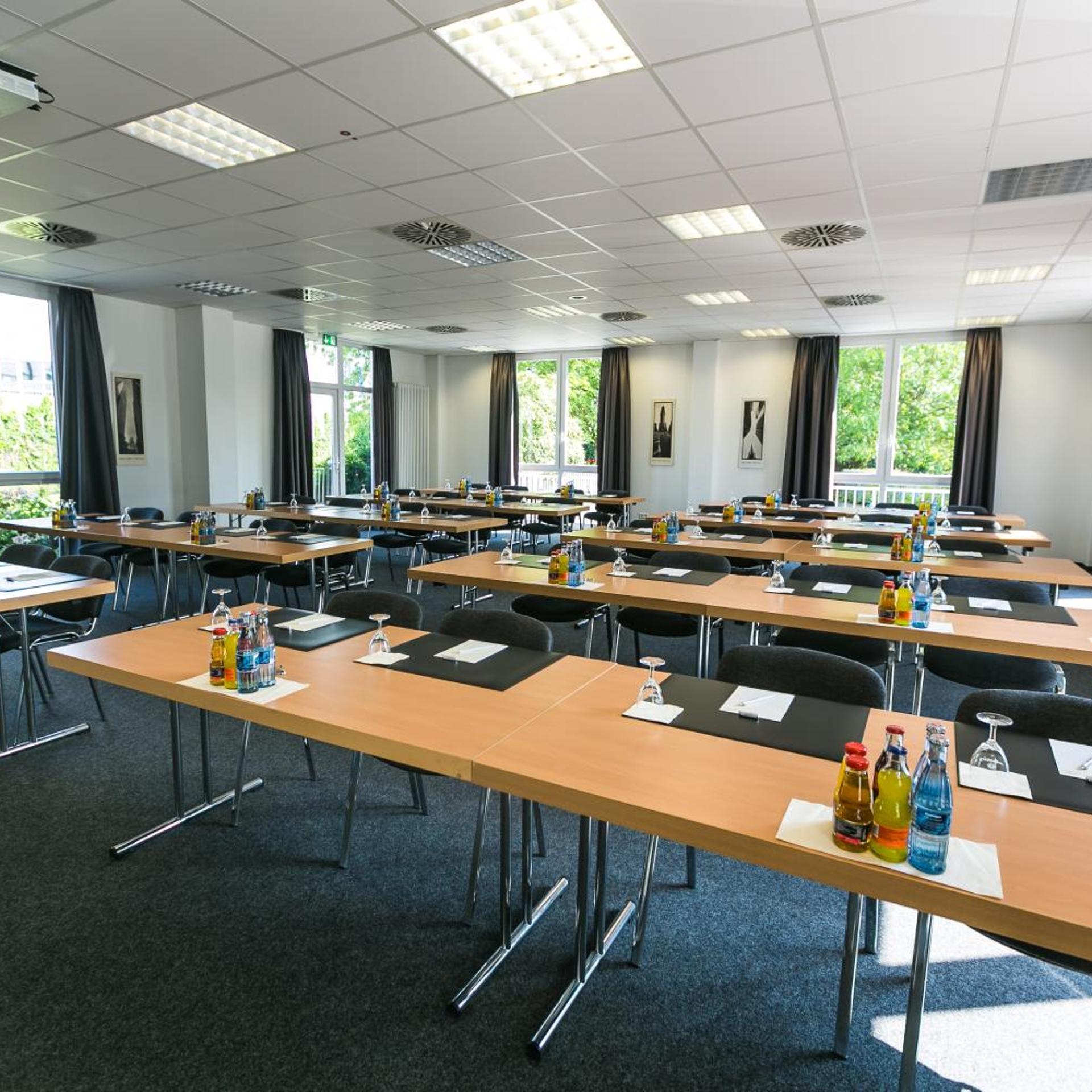 Hotel Sinsheim 32/40