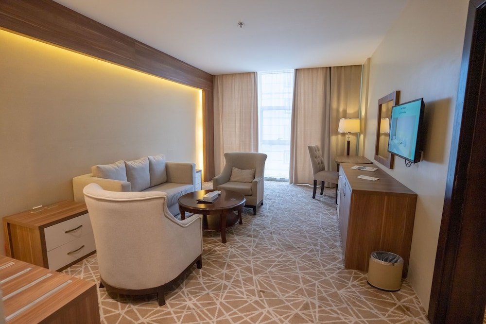 العنوان فندق الحمراء(Rosemond Alhamra (EX.Address Al Hamra)) 30/43