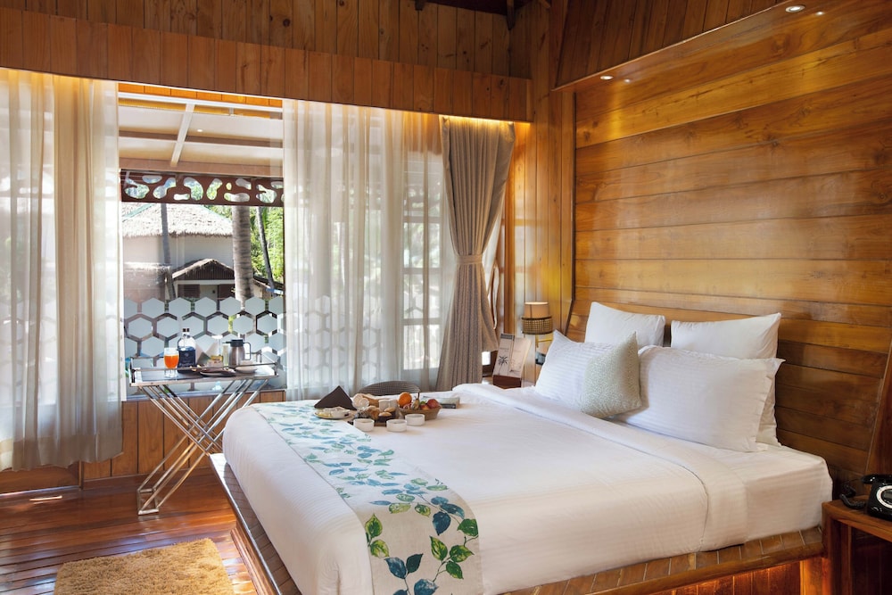 Coral Reef Resort 12/50